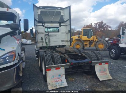 Lot #3035064467 2020 VOLVO VNL