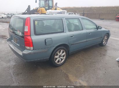 Lot #3050072505 2004 VOLVO V70 2.4