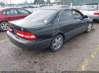 Lot #3051080711 2001 LEXUS ES 300