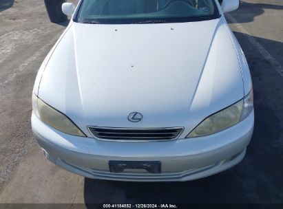 Lot #3050072476 2000 LEXUS ES 300