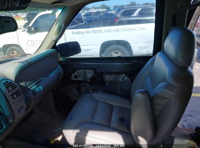 Lot #3050076387 1999 CHEVROLET SUBURBAN 1500 LT