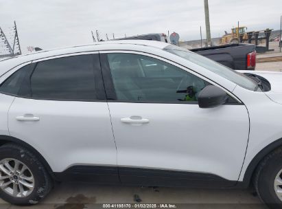 Lot #3053059637 2022 FORD ESCAPE SE HYBRID