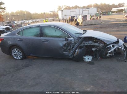 Lot #3051090618 2015 LEXUS ES 300H