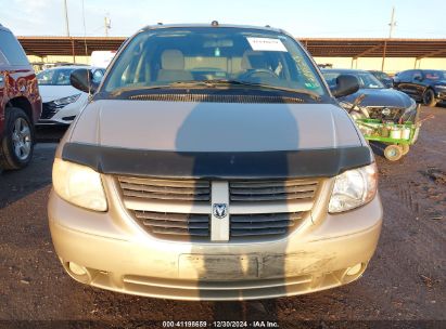 Lot #3056064280 2005 DODGE GRAND CARAVAN SXT