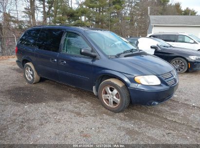 Lot #3042554095 2007 DODGE GRAND CARAVAN SXT