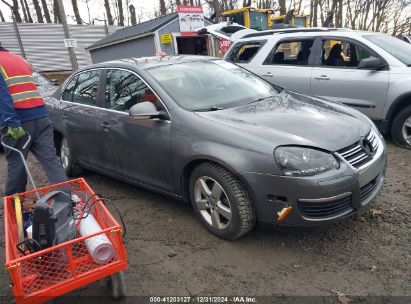 Lot #3051090445 2009 VOLKSWAGEN JETTA SE