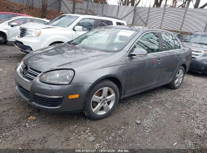 Lot #3051090445 2009 VOLKSWAGEN JETTA SE