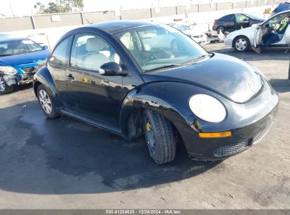 Lot #3056476434 2010 VOLKSWAGEN NEW BEETLE 2.5L