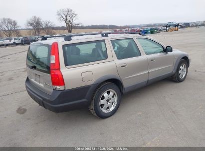 Lot #3052078792 2001 VOLVO V70 XC