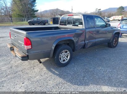 Lot #3051090351 2003 DODGE DAKOTA SXT