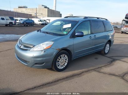 Lot #3041543219 2008 TOYOTA SIENNA LE