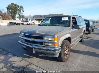 Lot #3050085906 1998 CHEVROLET SUBURBAN 1500