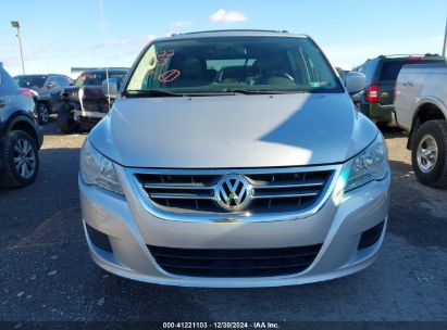 Lot #3056064634 2009 VOLKSWAGEN ROUTAN SE