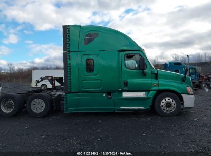 Lot #3048046668 2016 FREIGHTLINER CASCADIA 125