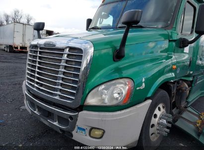 Lot #3048046668 2016 FREIGHTLINER CASCADIA 125