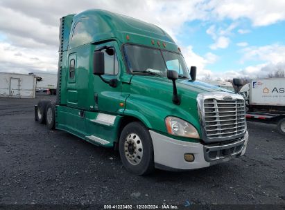 Lot #3048046668 2016 FREIGHTLINER CASCADIA 125