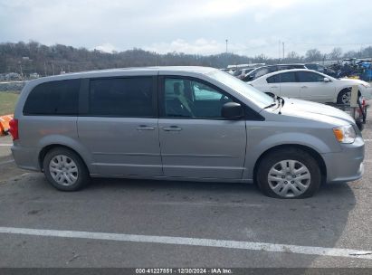 Lot #3052078679 2016 DODGE GRAND CARAVAN SE