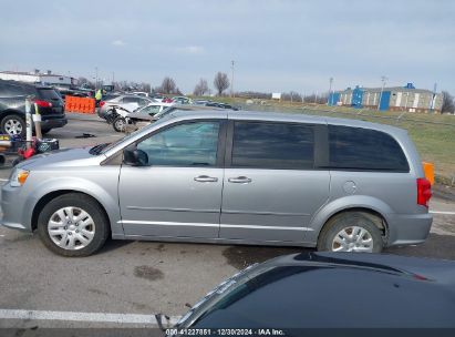 Lot #3052078679 2016 DODGE GRAND CARAVAN SE