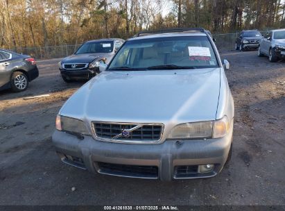 Lot #3056468273 2000 VOLVO V70 XC/XC SE