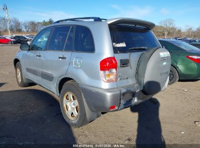 Lot #3051089655 2002 TOYOTA RAV4 BASE (A4)