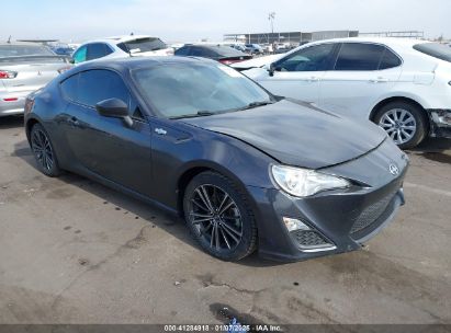 Lot #3054286475 2014 SCION FR-S