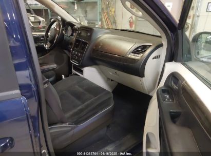 Lot #3065100672 2015 DODGE GRAND CARAVAN SE