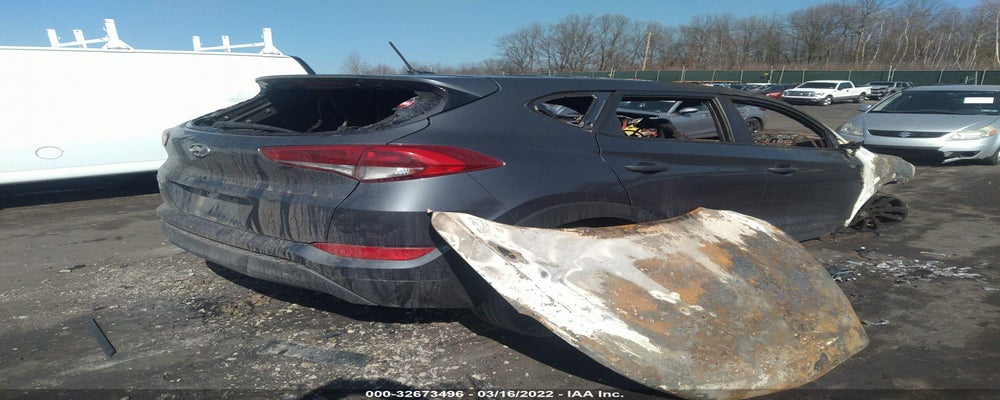 KM8J23A4XHU397136 2017 HYUNDAI TUCSON photo no. 4