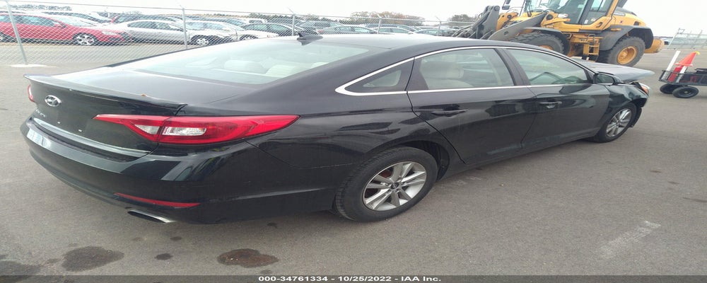 5NPE24AF3FH132210 2015 HYUNDAI SONATA photo no. 4