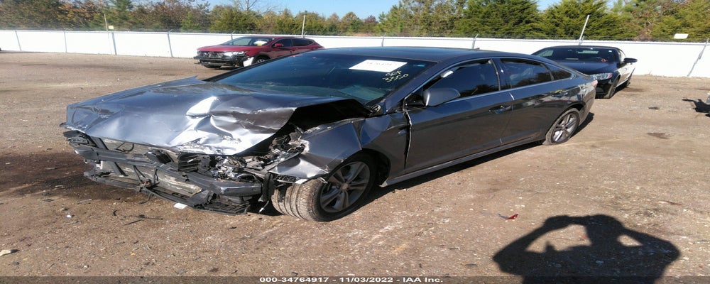 5NPE34AF7JH703350 2018 HYUNDAI SONATA photo no. 2