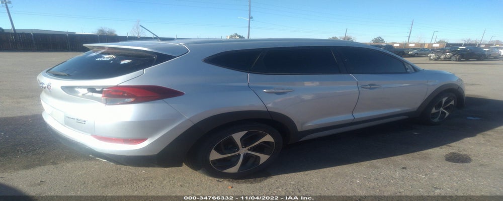 KM8J3CA22HU582650 2017 HYUNDAI TUCSON photo no. 4