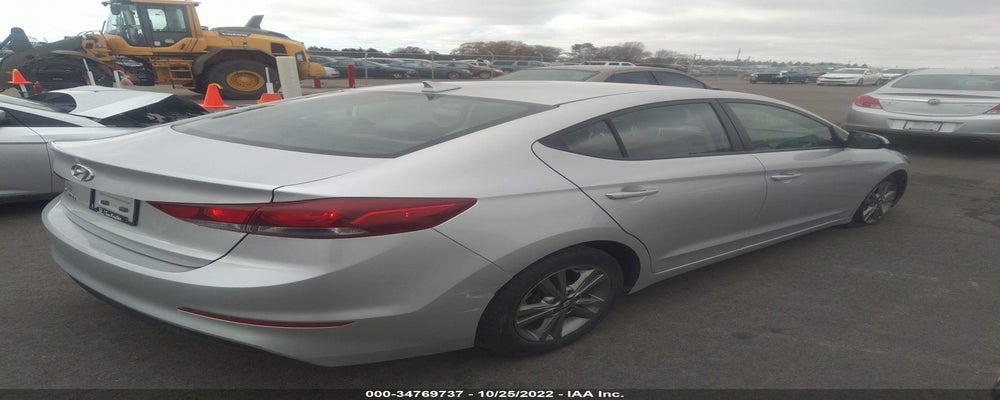 5NPD84LFXJH313580 2018 HYUNDAI ELANTRA photo no. 4
