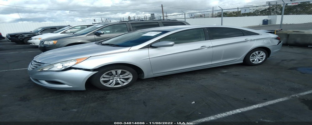 5NPEB4AC6DH564664 2013 HYUNDAI SONATA photo no. 2