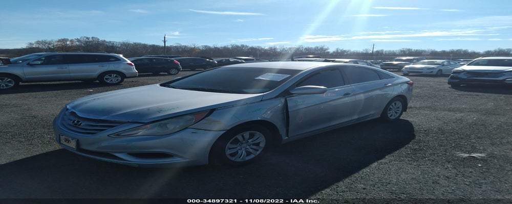 5NPEB4AC4BH170366 2011 HYUNDAI SONATA photo no. 2
