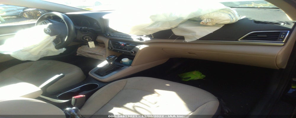 5NPD84LF9JH385824 2018 HYUNDAI ELANTRA photo no. 5