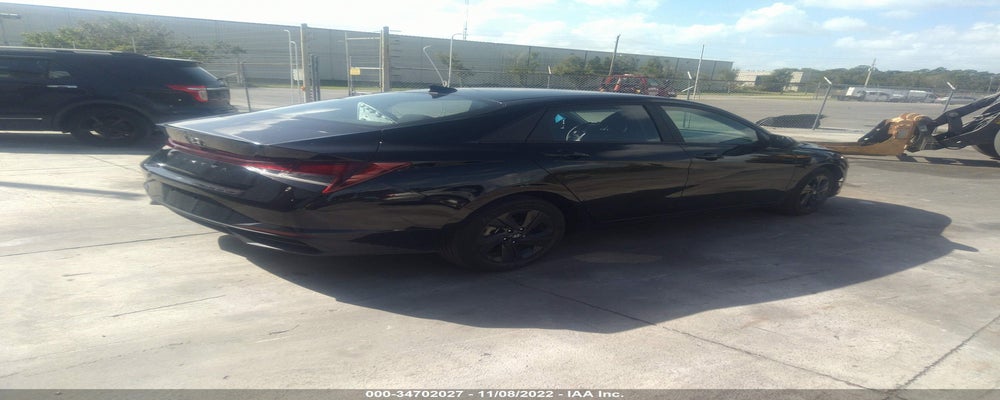 KMHLM4AG5NU246784 2022 HYUNDAI ELANTRA photo no. 4