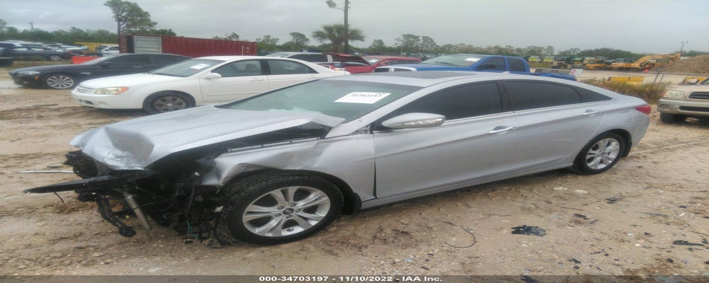 5NPEC4AC1DH665821 2013 HYUNDAI SONATA photo no. 2