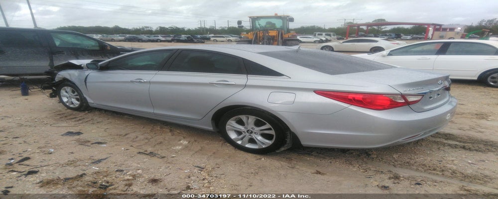 5NPEC4AC1DH665821 2013 HYUNDAI SONATA photo no. 3