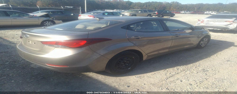 5NPDH4AE2GH683036 2016 HYUNDAI ELANTRA photo no. 4