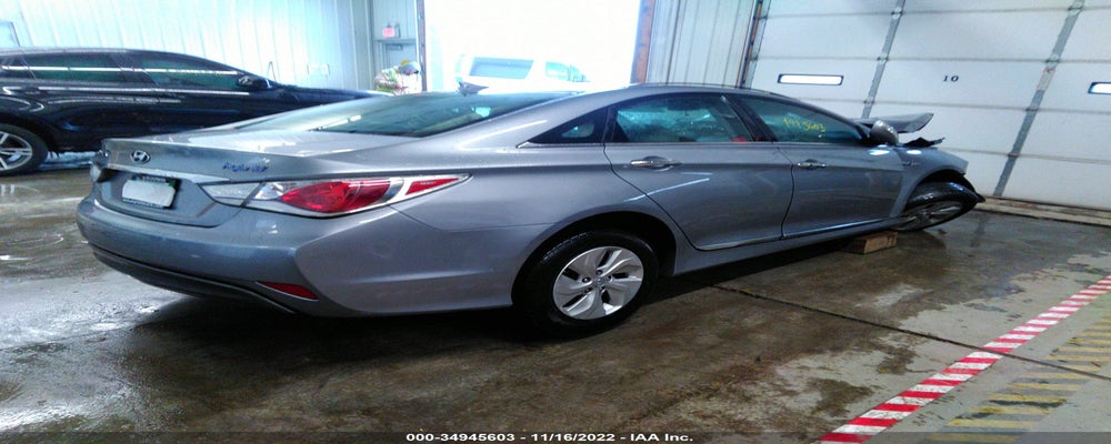 KMHEC4A40FA131031 2015 HYUNDAI SONATA HYBRID photo no. 4