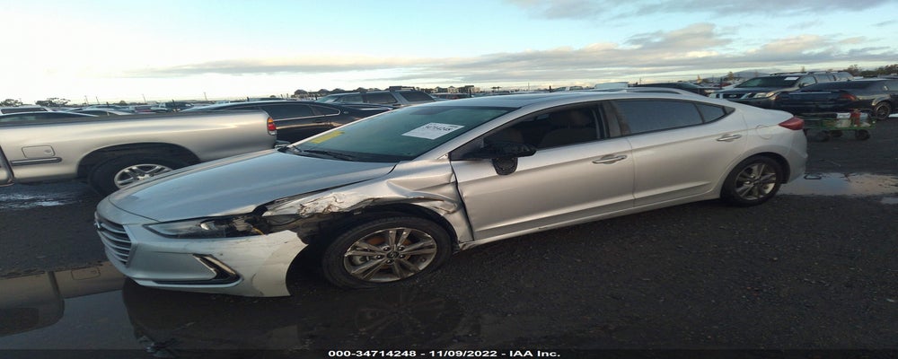 5NPD84LF6JH311048 2018 HYUNDAI ELANTRA photo no. 2