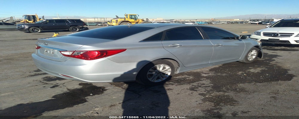 5NPEB4AC0DH724148 2013 HYUNDAI SONATA photo no. 4