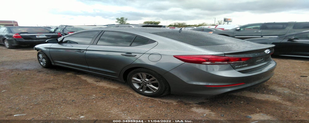 KMHD84LF3JU511824 2018 HYUNDAI ELANTRA photo no. 3