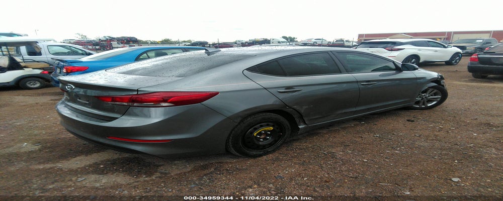 KMHD84LF3JU511824 2018 HYUNDAI ELANTRA photo no. 4