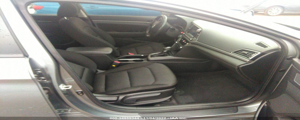 KMHD84LF3JU511824 2018 HYUNDAI ELANTRA photo no. 5