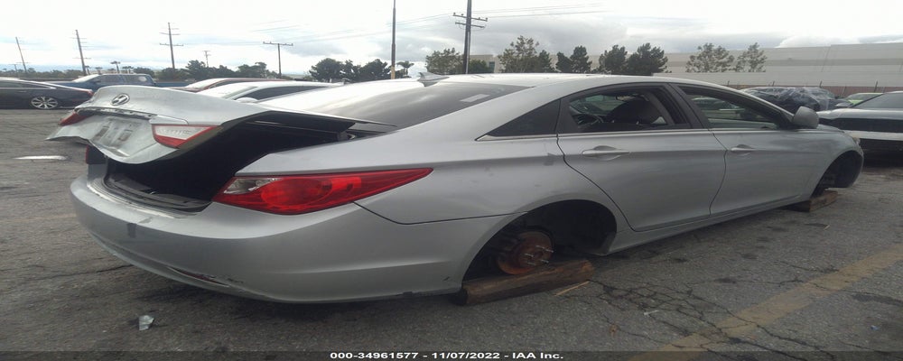 5NPEB4AC0DH625801 2013 HYUNDAI SONATA photo no. 4