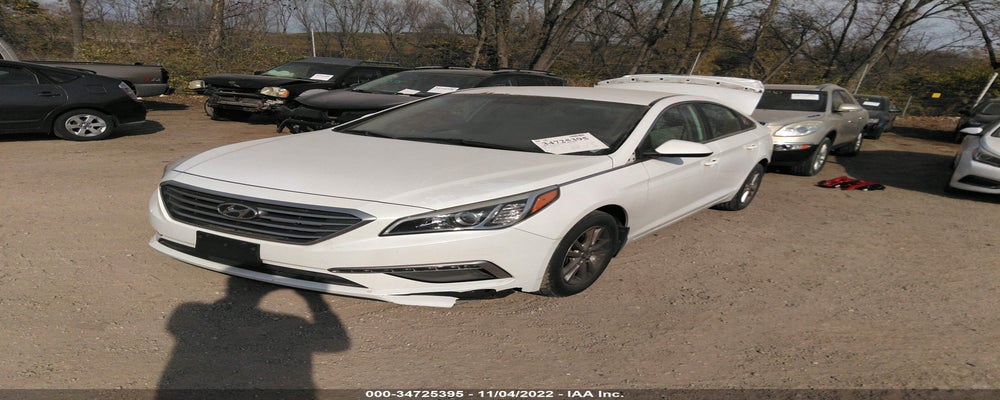 5NPE24AF6FH194944 2015 HYUNDAI SONATA photo no. 2