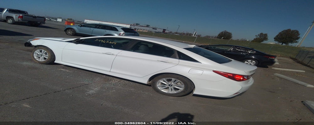5NPEB4AC4EH902239 2014 HYUNDAI SONATA photo no. 3