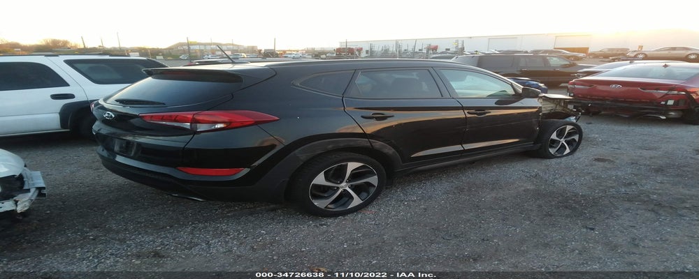KM8J33A2XHU550464 2017 HYUNDAI TUCSON photo no. 4