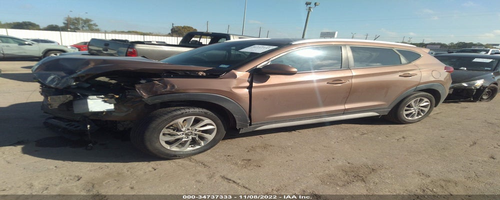 KM8J33A43HU529361 2017 HYUNDAI TUCSON photo no. 2