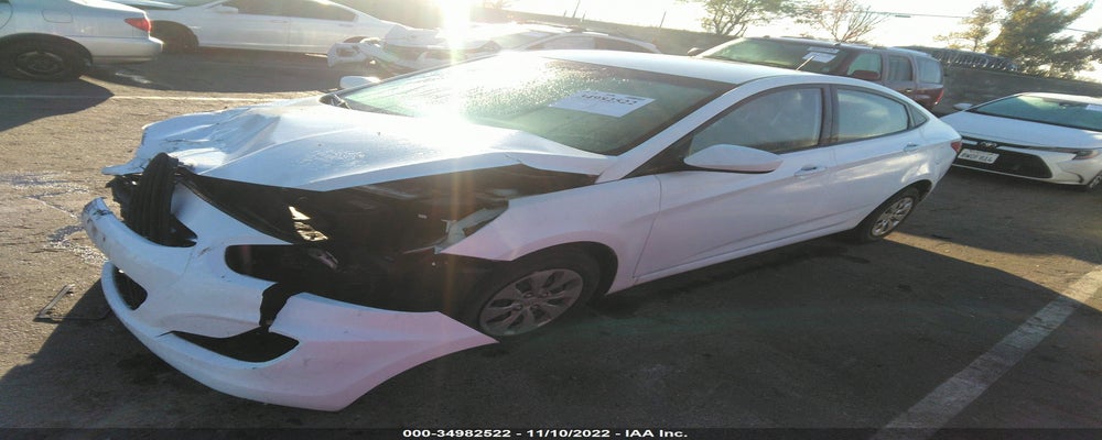KMHCT4AEXGU964352 2016 HYUNDAI ACCENT photo no. 2